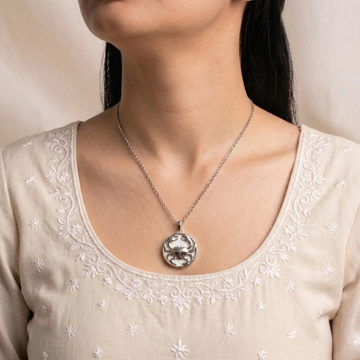 Unisex Cancer Pendant (कर्क राशि) with Howlite
